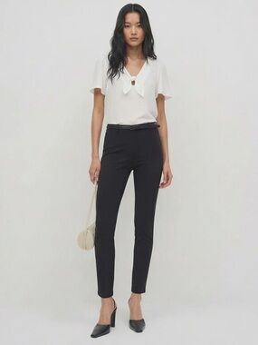 2 Pairs Capris 🏷️